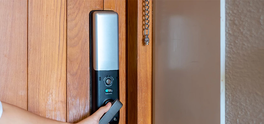 Home Security Electronic Locks Upgrades in Vincent, CA